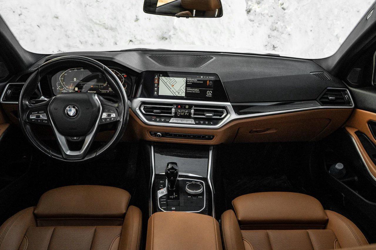 2022 BMW 3 Series 330i xDrive Photo
