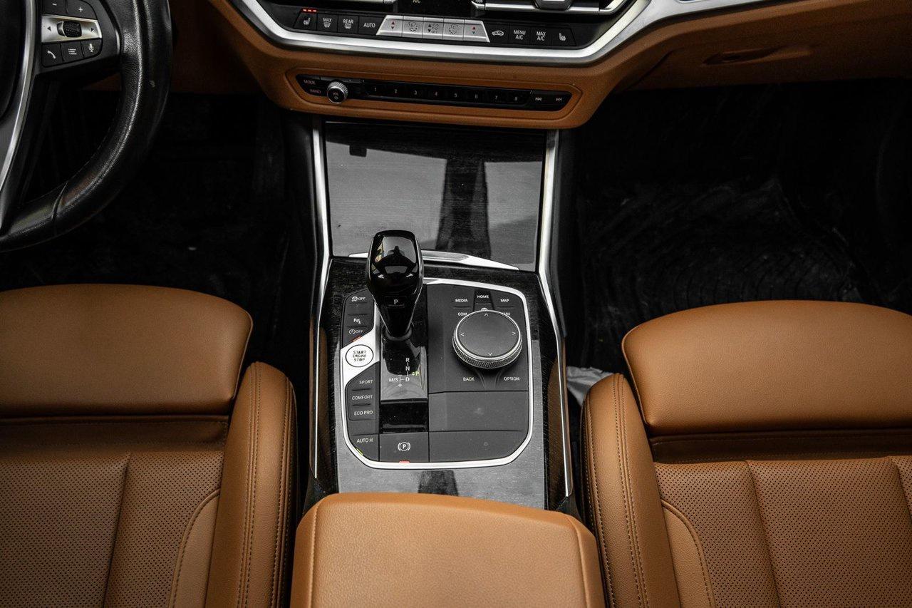 2022 BMW 3 Series 330i xDrive Photo