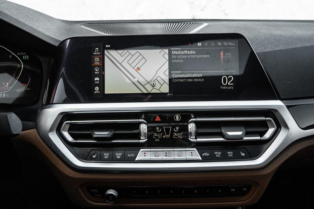 2022 BMW 3 Series 330i xDrive Photo