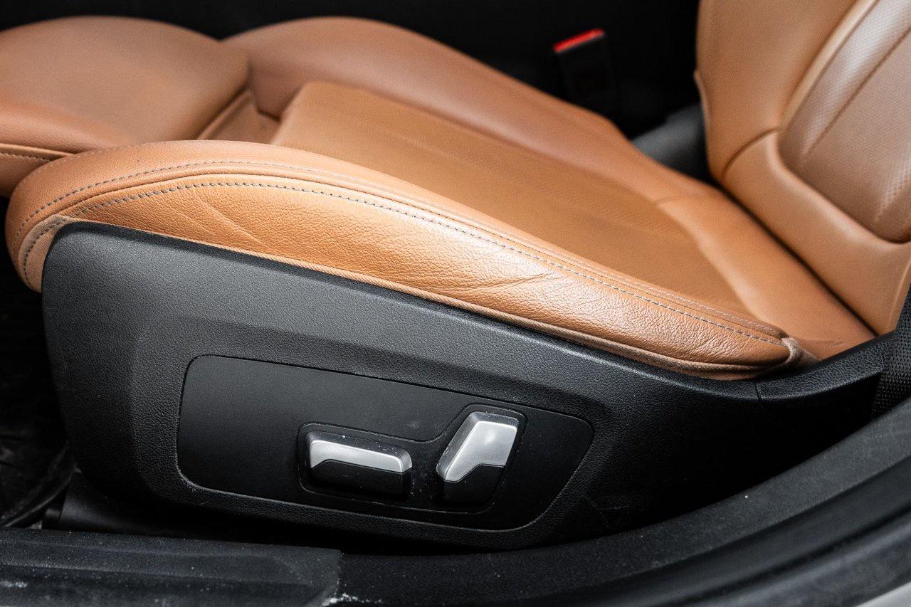 2022 BMW 3 Series 330i xDrive Photo