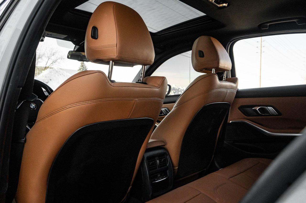 2022 BMW 3 Series 330i xDrive Photo