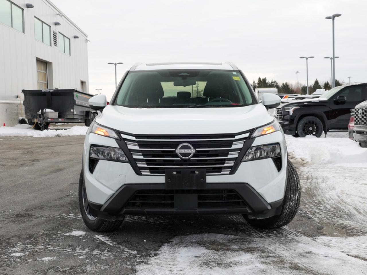 2024 Nissan Rogue SV Moonroof  - $192 B/W Photo