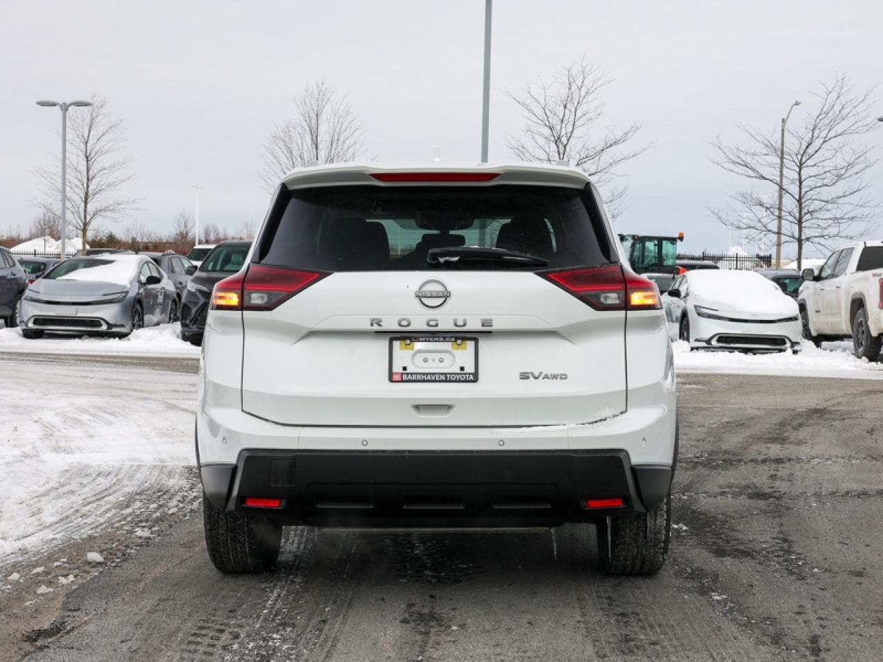 2024 Nissan Rogue SV Moonroof  - $192 B/W Photo3