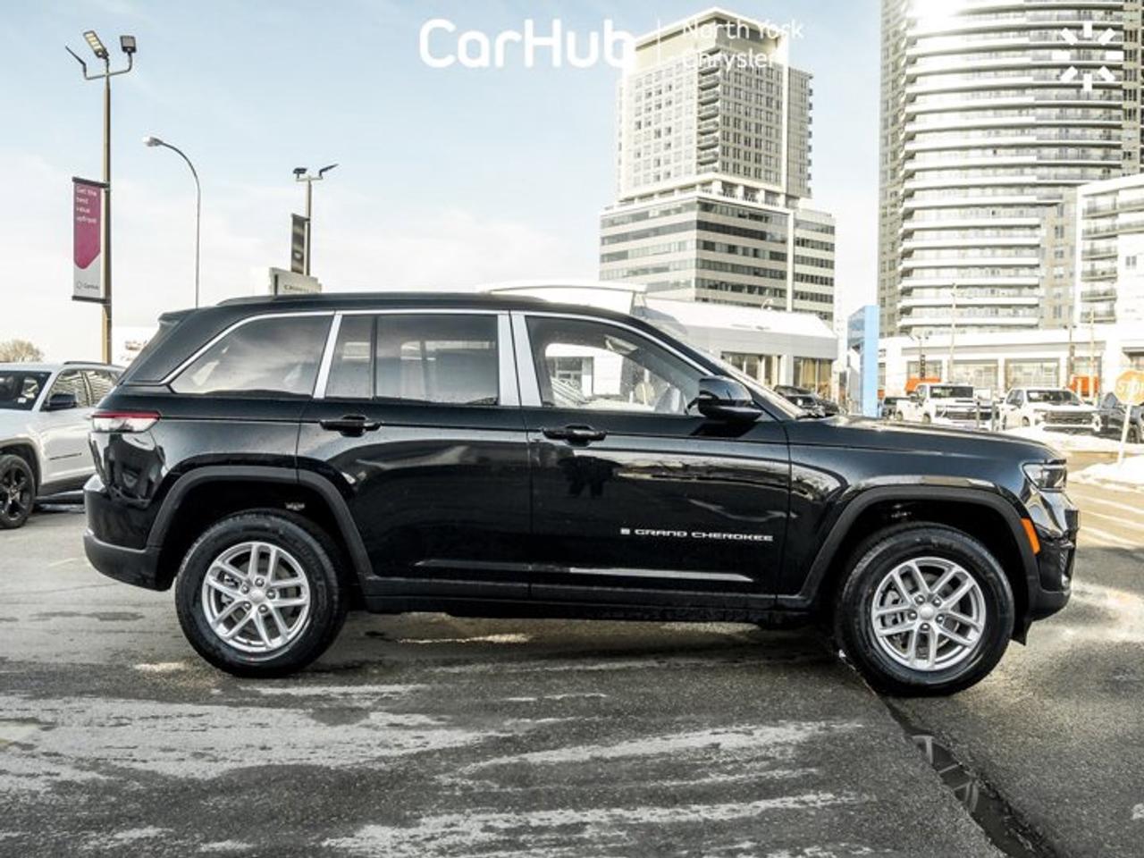 2026 Jeep Grand Cherokee Laredo X Sunroof Uconnect 5 8.4'' Display Heated Seats & Wheel Photo