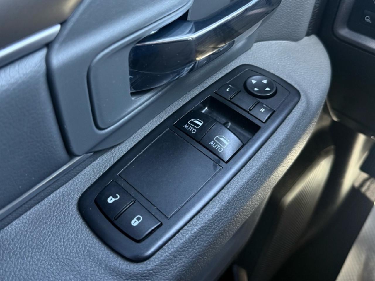 2019 RAM 1500 Classic ST  - Rear Camera -  Cruise Control Photo