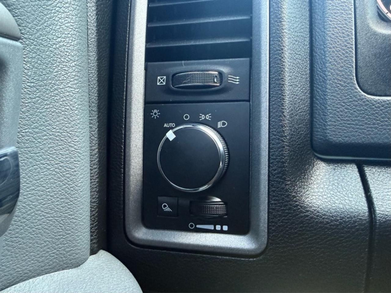 2019 RAM 1500 Classic ST  - Rear Camera -  Cruise Control Photo