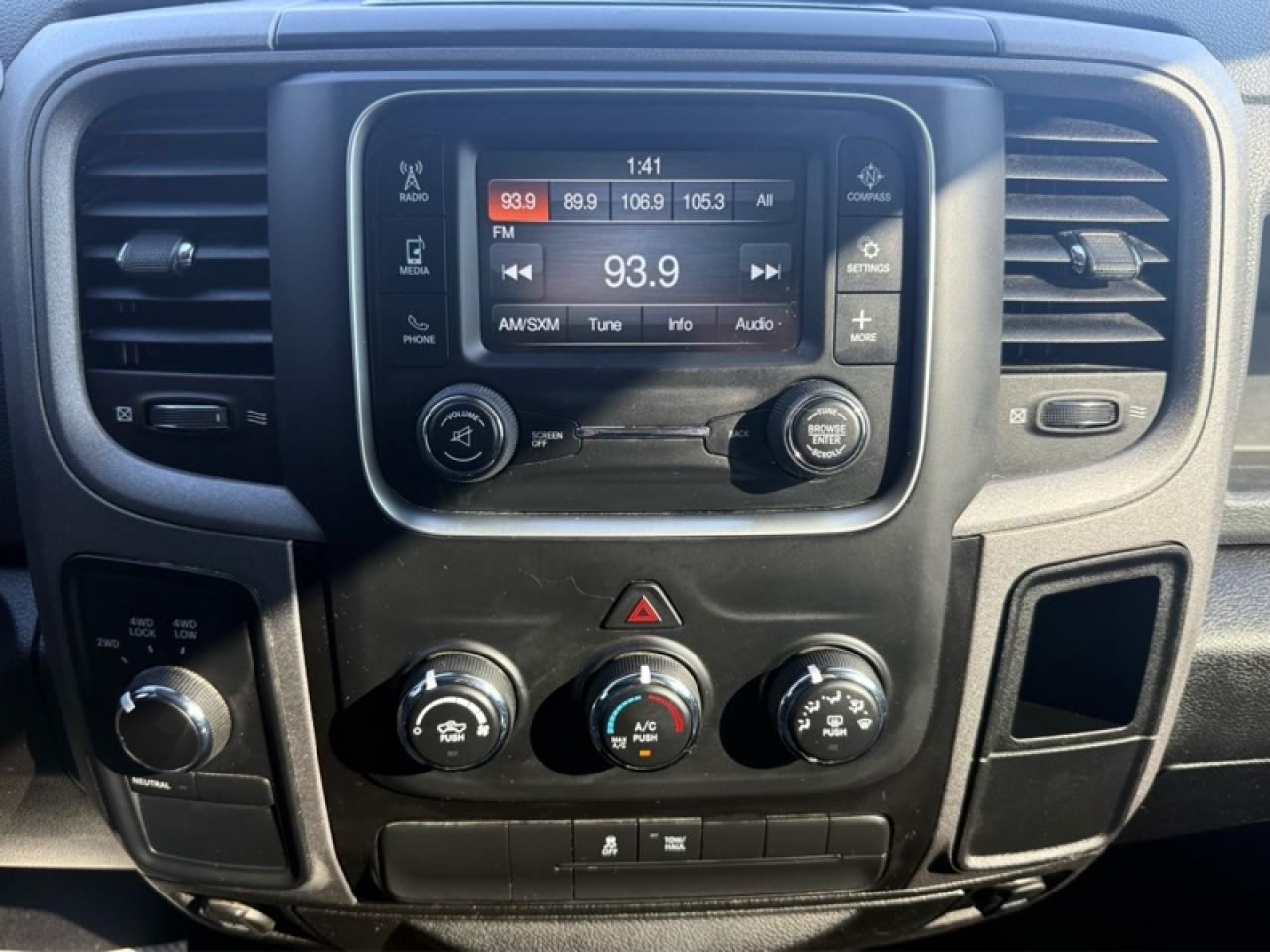 2019 RAM 1500 Classic ST  - Rear Camera -  Cruise Control Photo