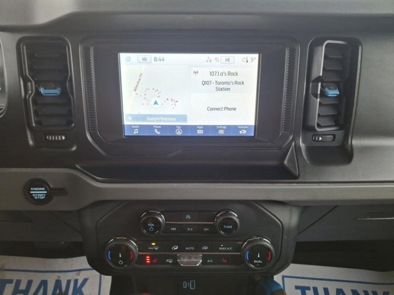 2022 Ford Bronco Black Diamond 4WD | Co-Pilot 360 | Hard Top | Rear Camera | CarPlay + Android | and More ! Photo