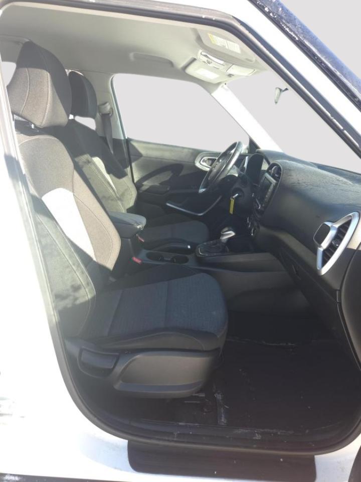 2022 Kia Soul EX IVT Photo