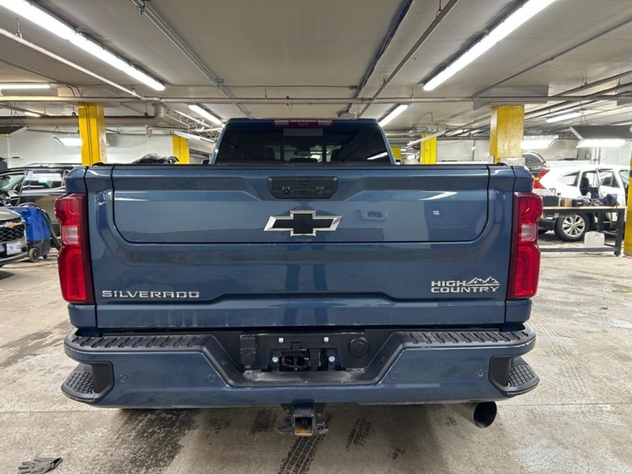 2024 Chevrolet Silverado 3500HD High Country Photo