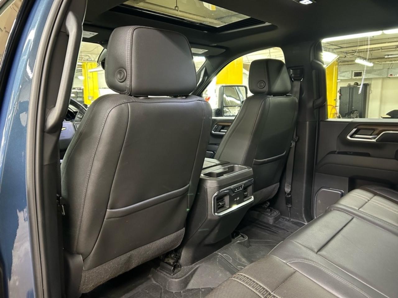 2024 Chevrolet Silverado 3500HD High Country Photo