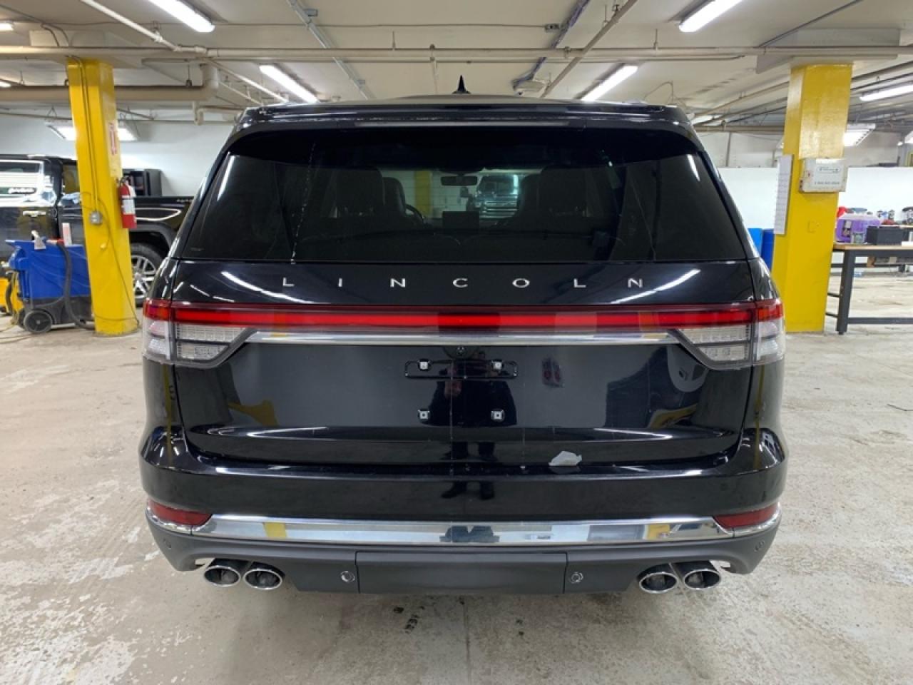 2020 Lincoln Aviator Reserve Photo3