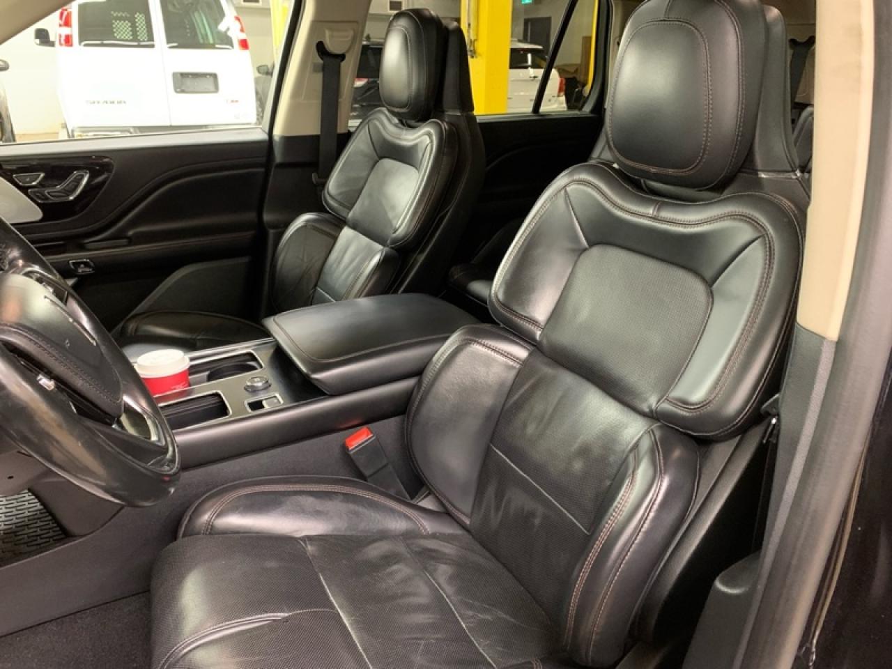 2020 Lincoln Aviator Reserve Photo