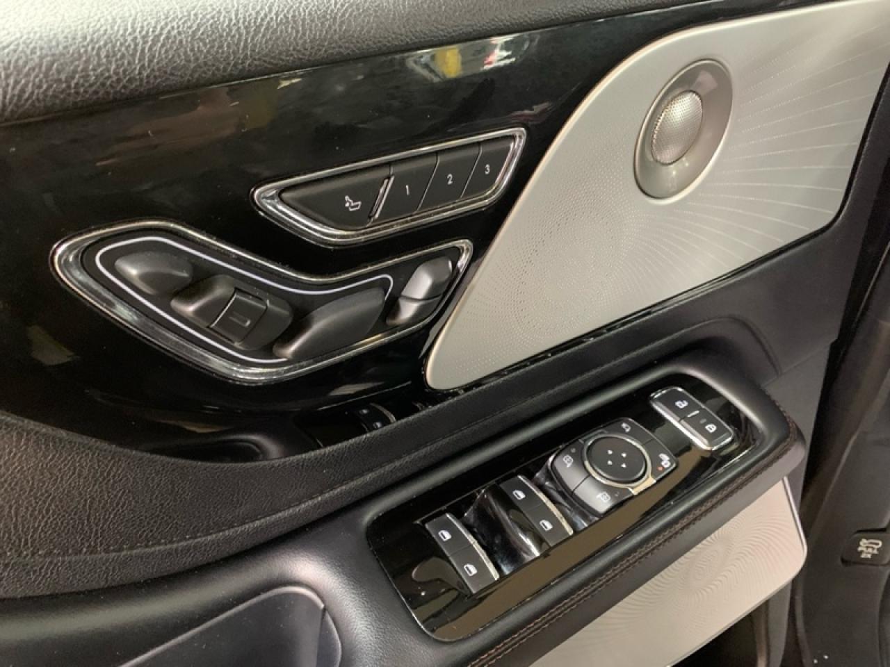 2020 Lincoln Aviator Reserve Photo