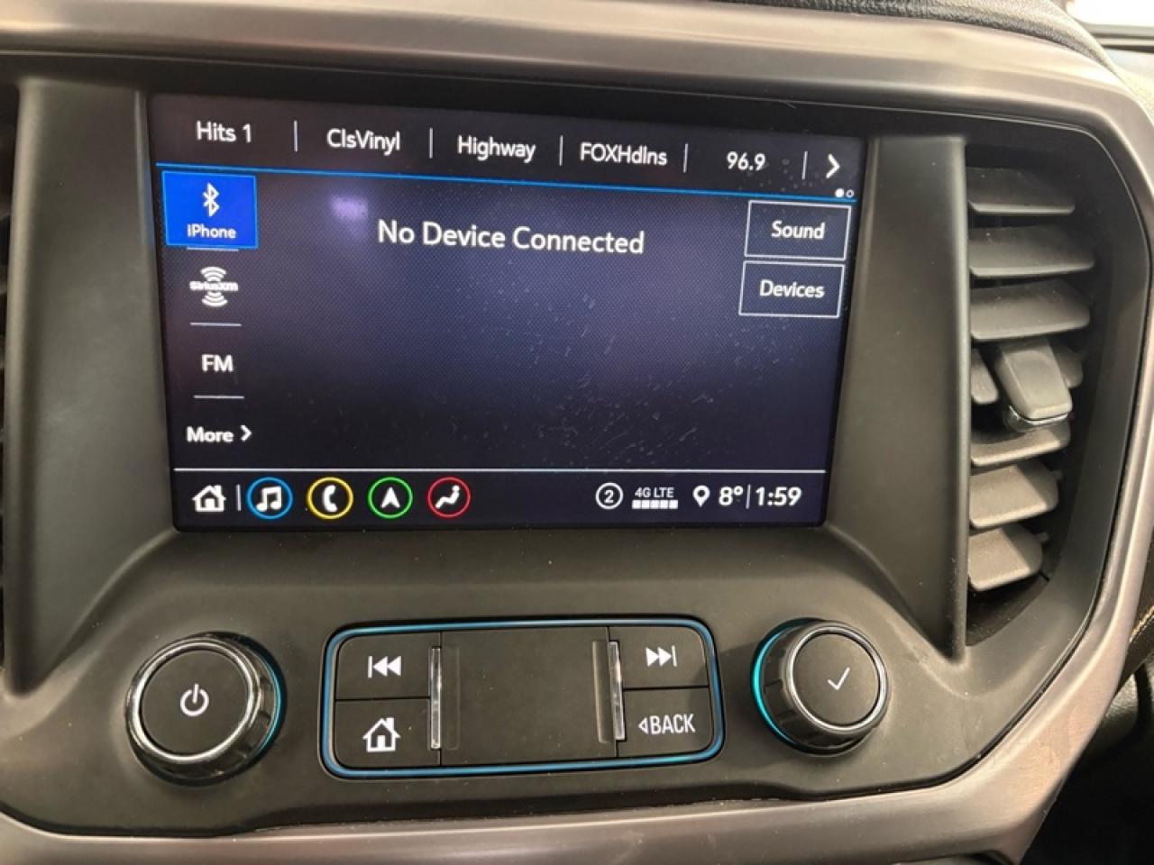 2020 GMC Acadia AT4 Photo