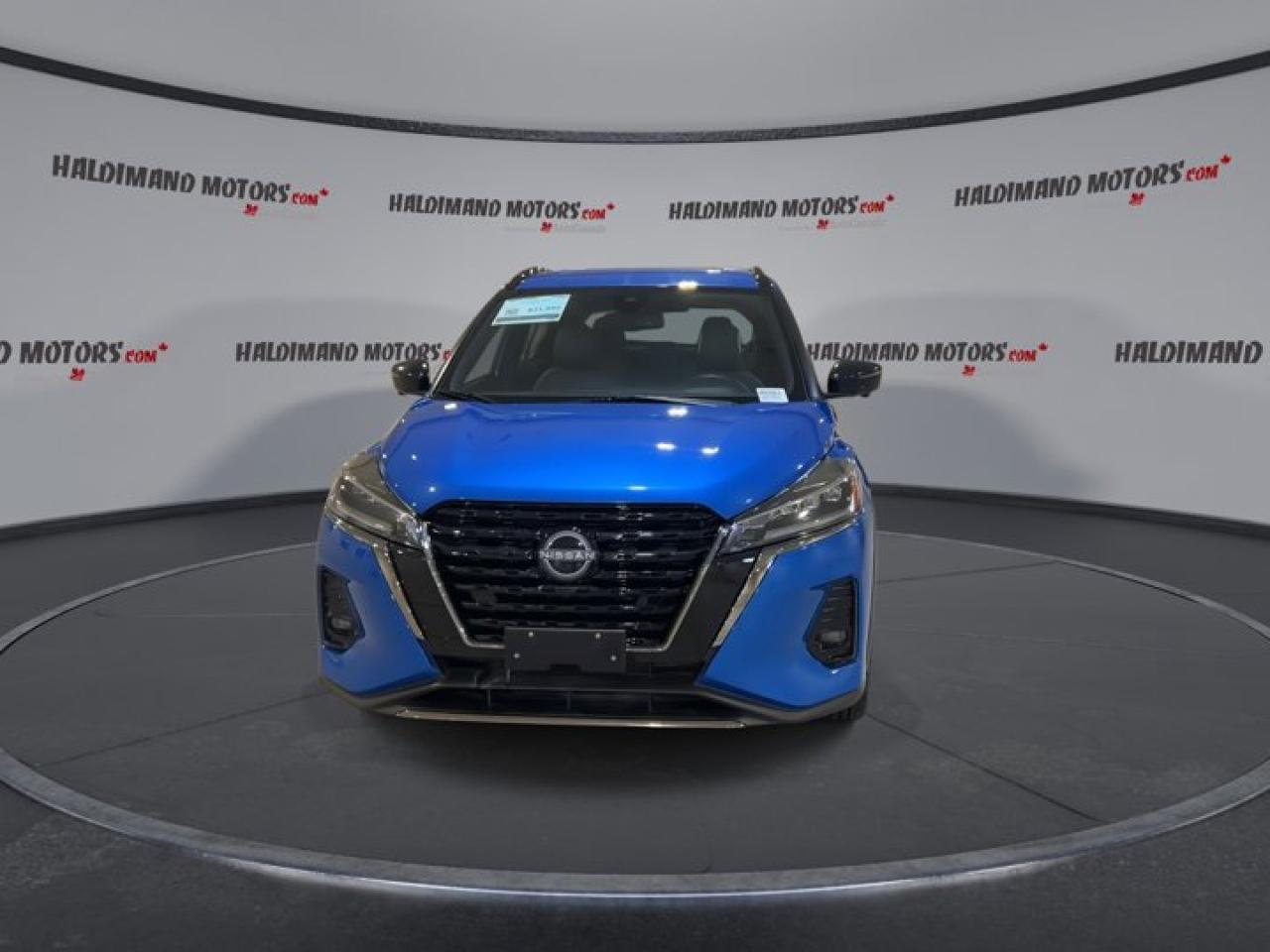 2024 Nissan Kicks SR Photo