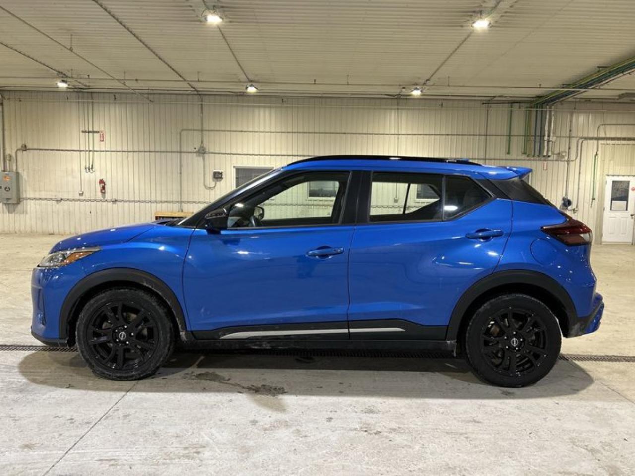 2024 Nissan Kicks SR Photo