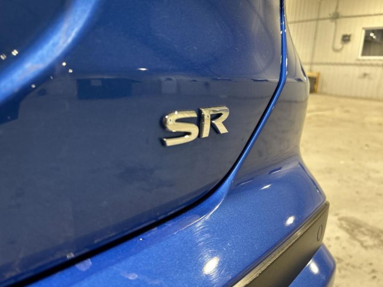 2024 Nissan Kicks SR Photo