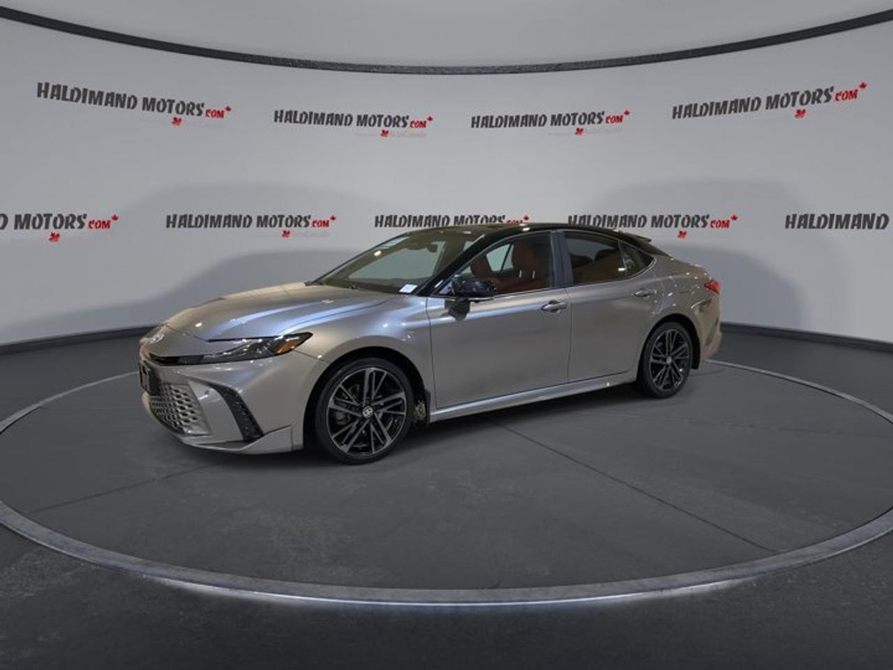 2025 Toyota Camry CAMRY XSE AWD Photo3