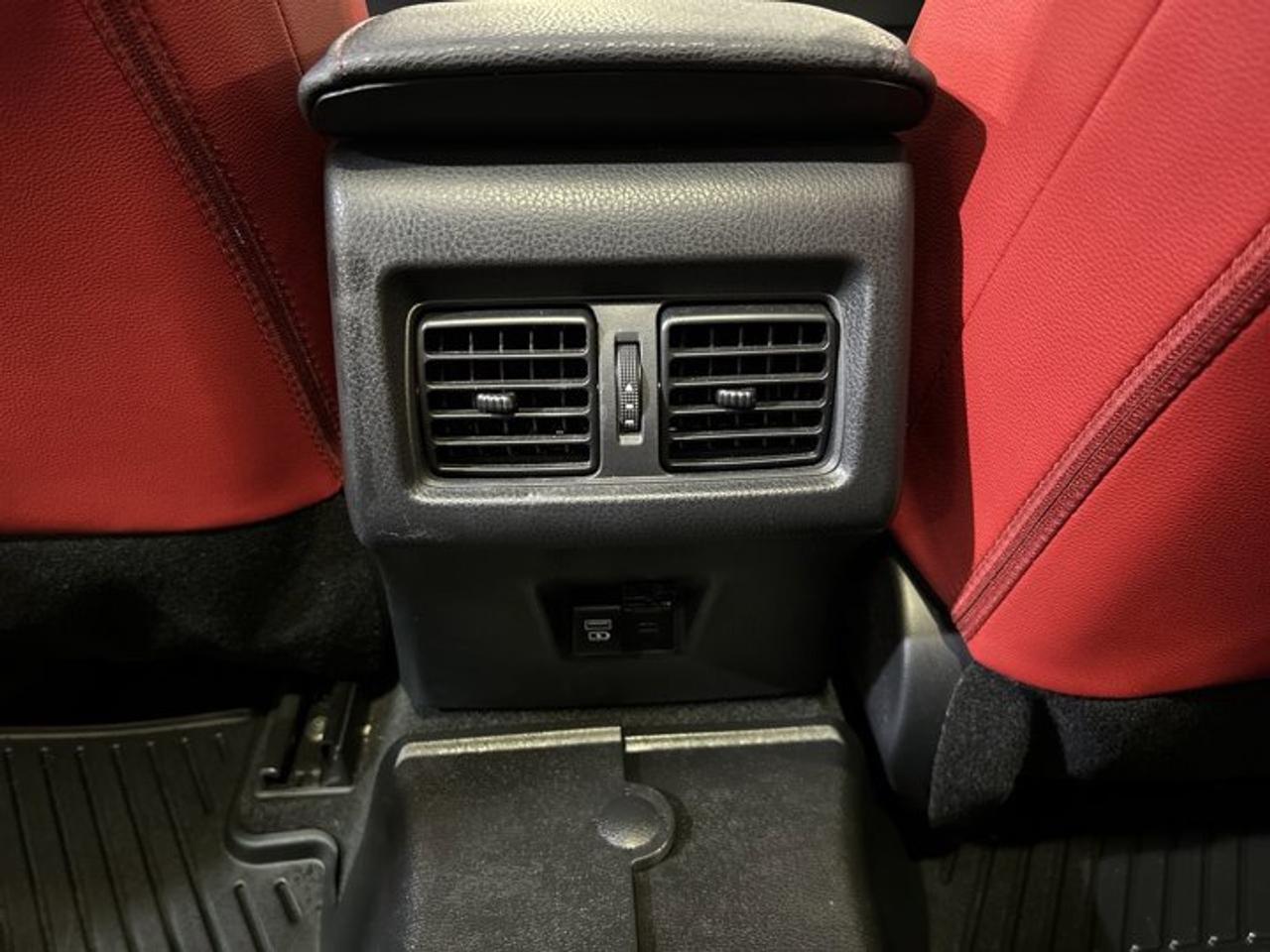 2025 Toyota Camry CAMRY XSE AWD Photo