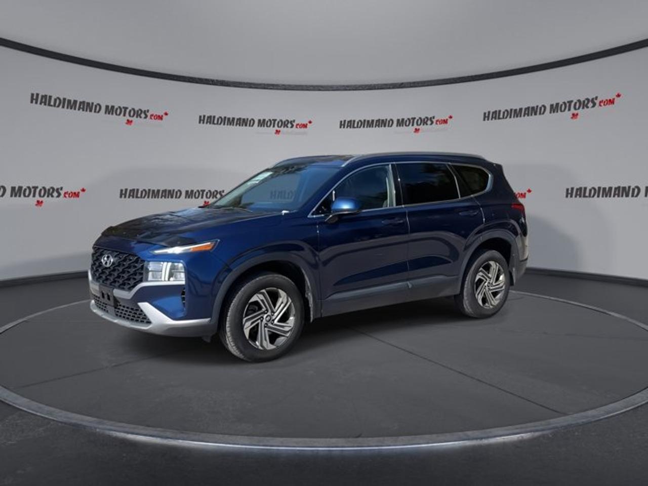 2021 Hyundai Santa Fe Essential AWD Photo3