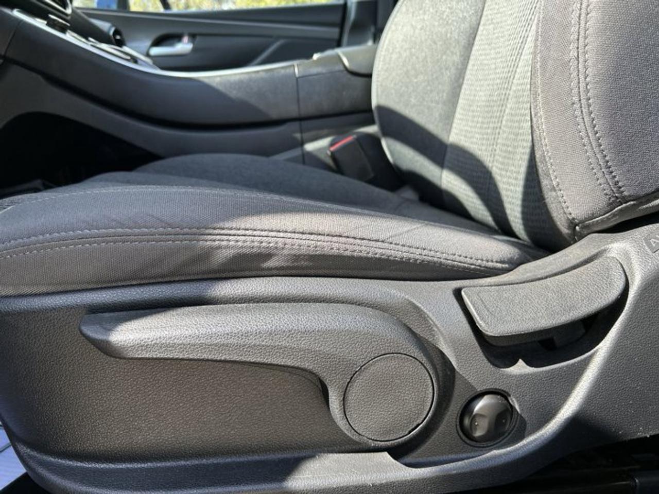 2021 Hyundai Santa Fe Essential AWD Photo