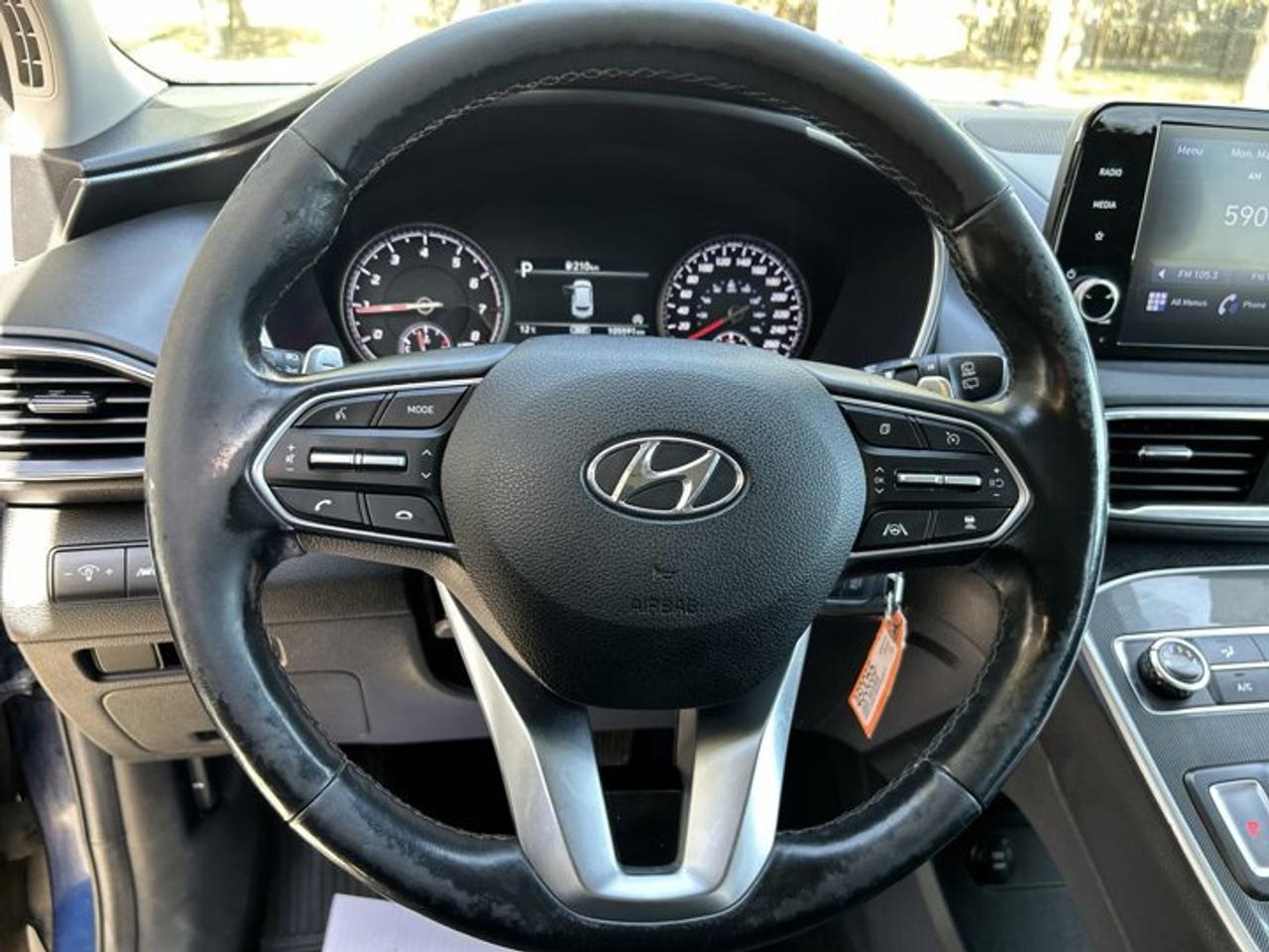 2021 Hyundai Santa Fe Essential AWD Photo