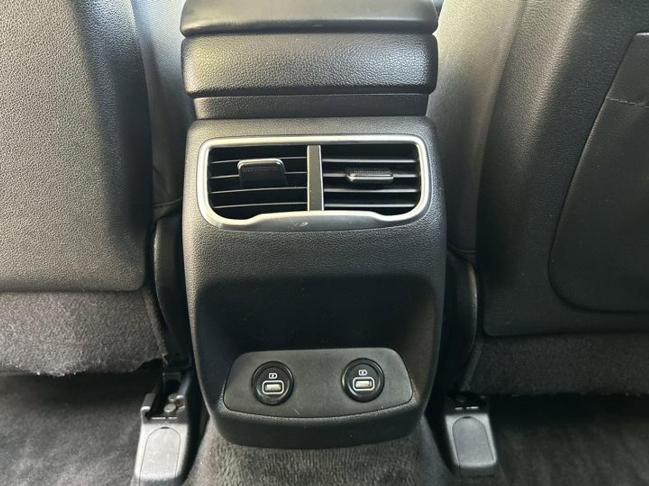 2021 Hyundai Santa Fe Essential AWD Photo