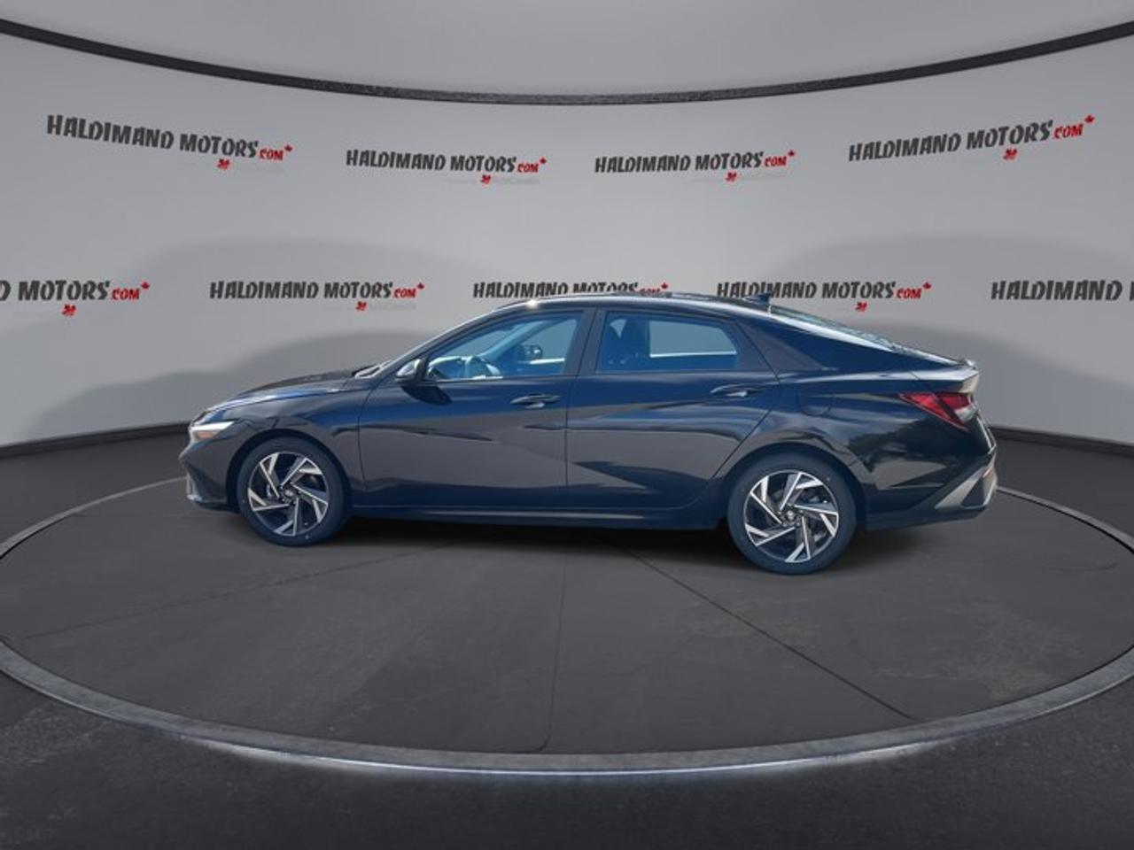 2024 Hyundai Elantra Preferred FWD | No Accidents | Heated Steering Wheel Photo