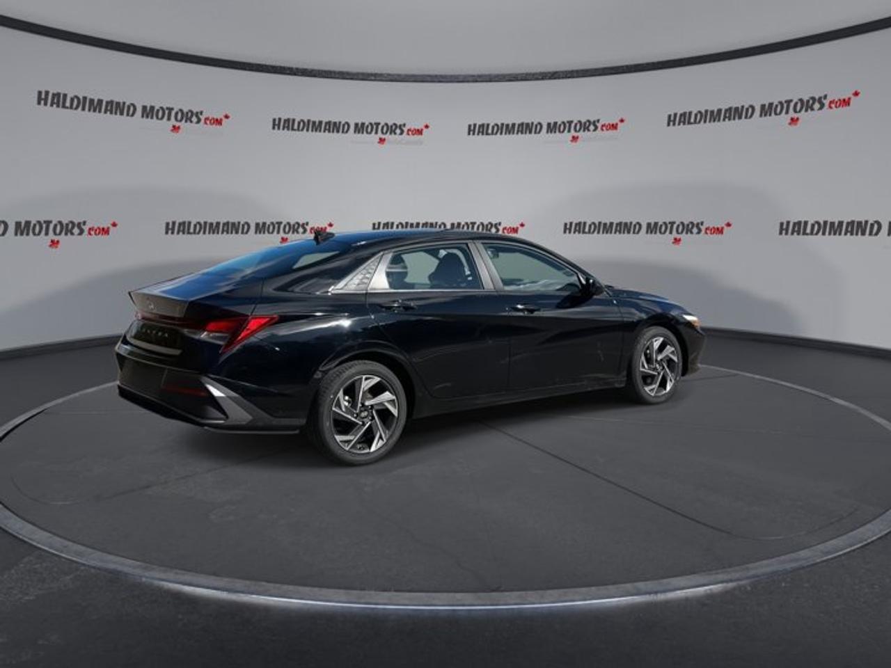 2024 Hyundai Elantra Preferred FWD | No Accidents | Heated Steering Wheel Photo