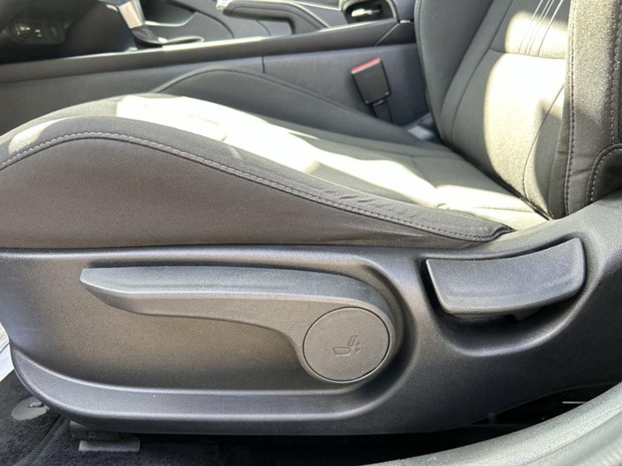 2024 Hyundai Elantra Preferred FWD | No Accidents | Heated Steering Wheel Photo