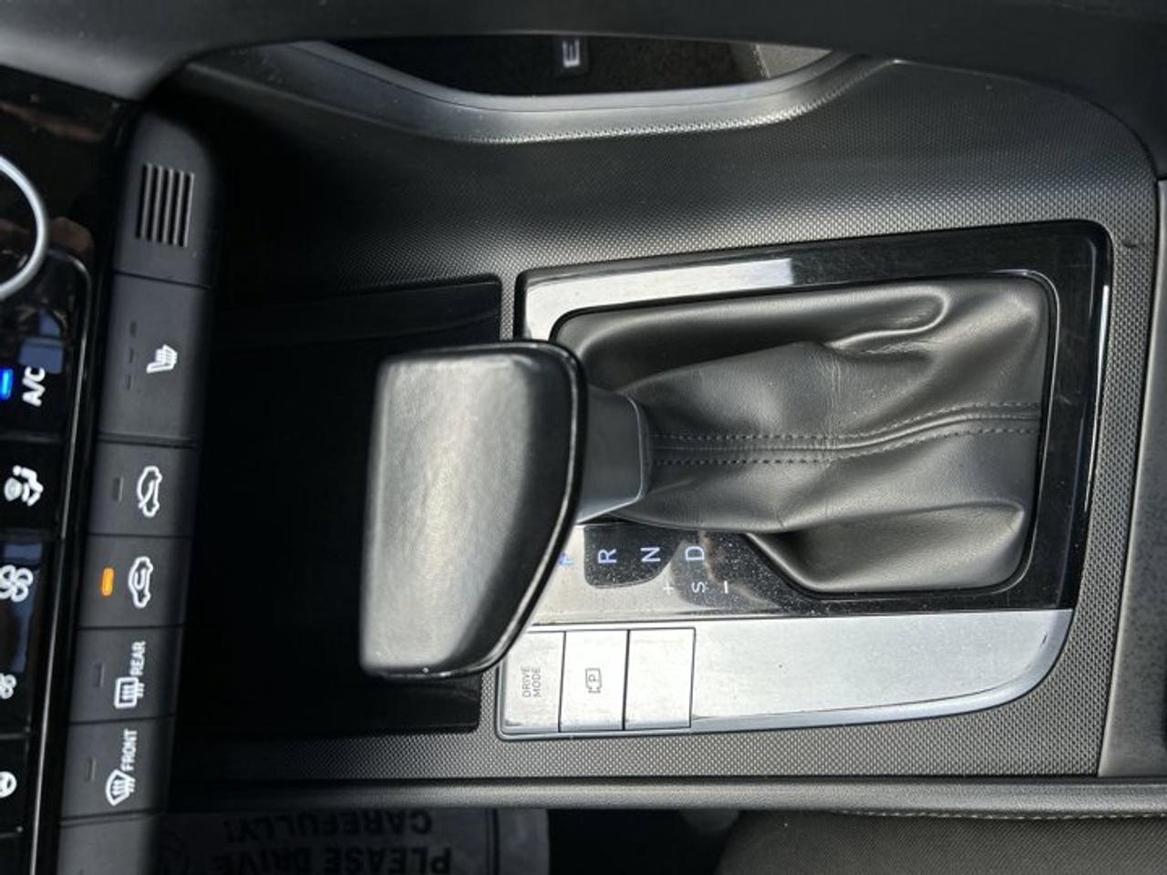 2024 Hyundai Elantra Preferred FWD | No Accidents | Heated Steering Wheel Photo