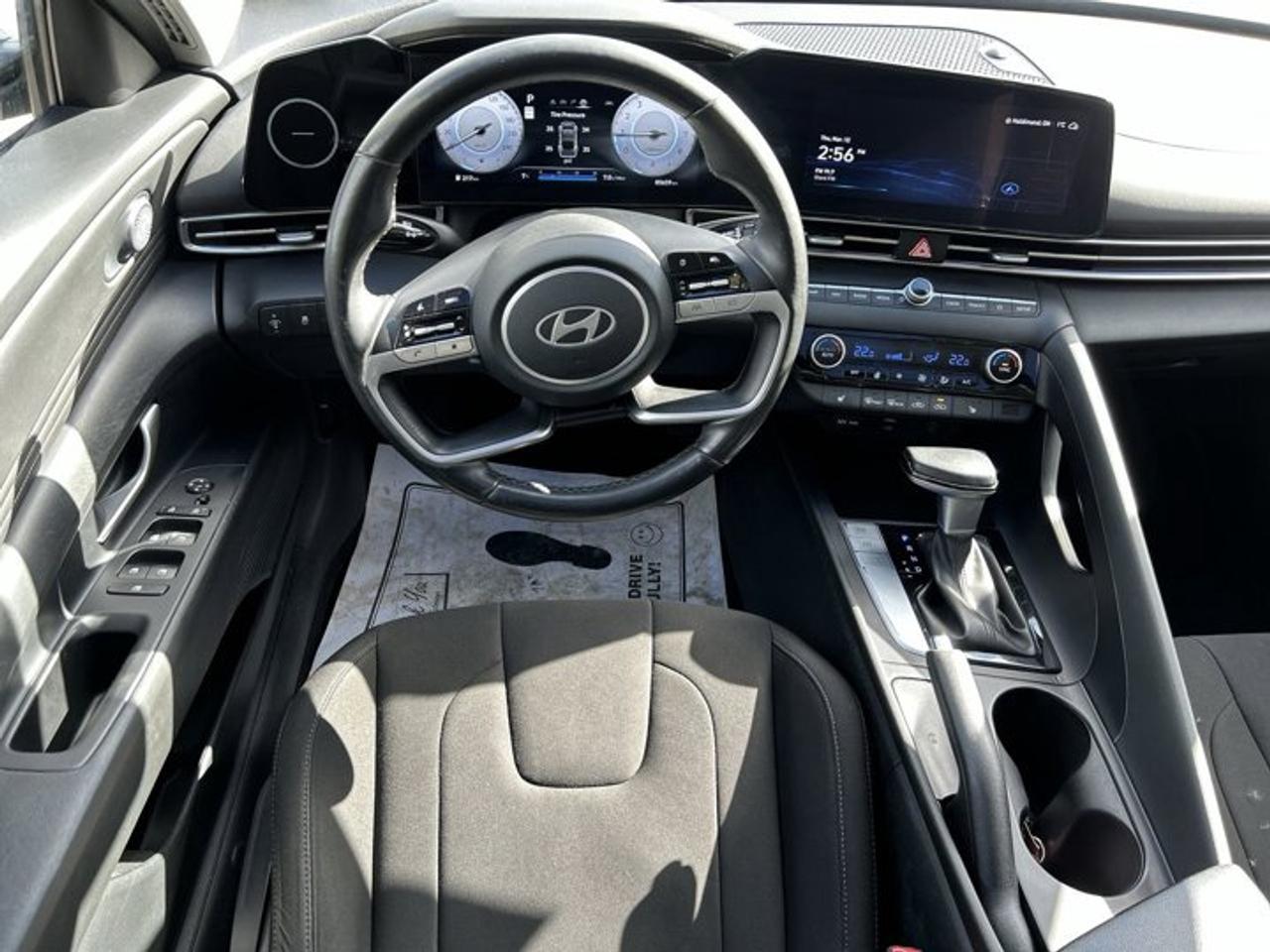 2024 Hyundai Elantra Preferred FWD | No Accidents | Heated Steering Wheel Photo