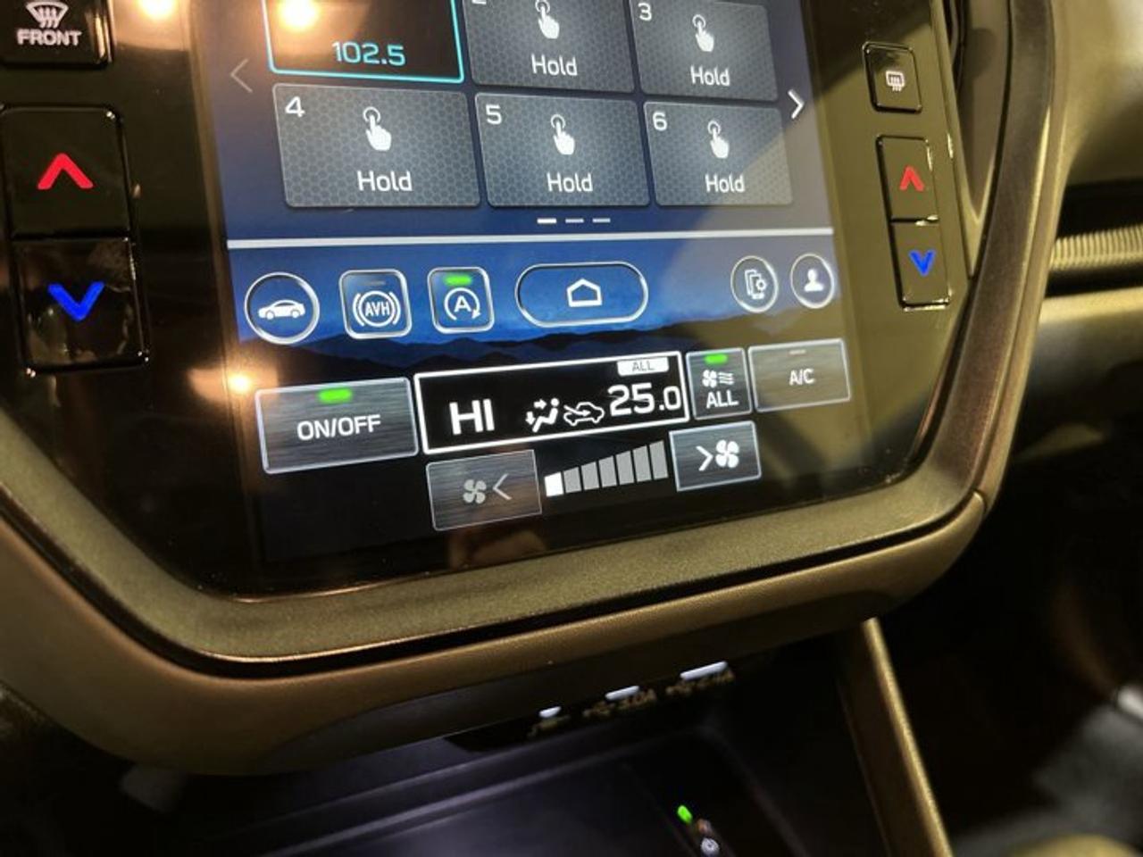 2024 Subaru XV Crosstrek Limited AWD | Leather Seats | Heated Seats | Sunroof Photo