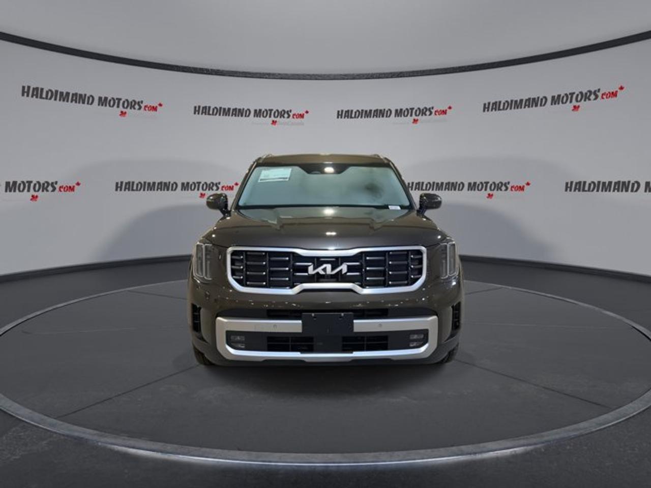 2023 Kia Telluride SX AWD | 360 Camera | Leather Seats | Remote Start | Panoramic Roof Photo2