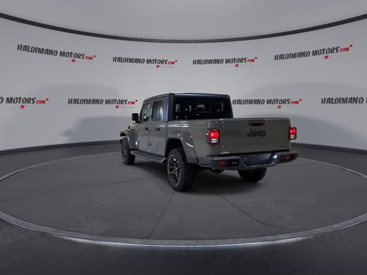 2021 Jeep Gladiator Sport S 4x4 Photo
