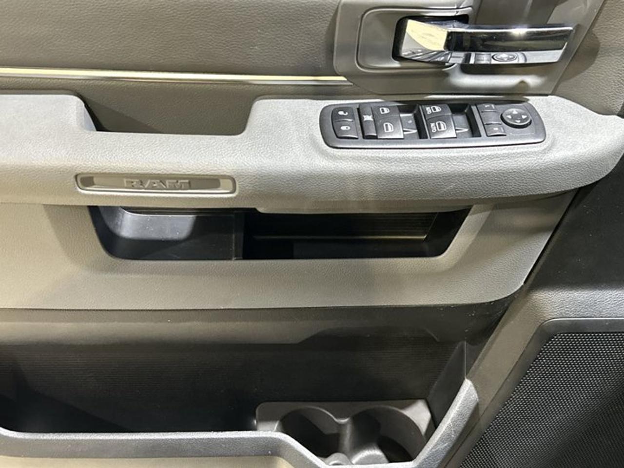 2020 RAM 1500 Classic Warlock Crew Cab 5'7 Box 4X4 Photo