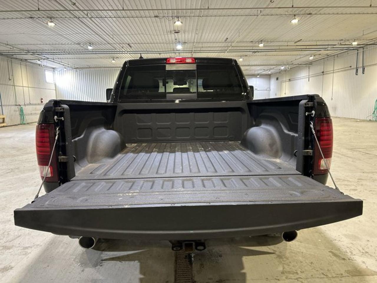2020 RAM 1500 Classic Warlock Crew Cab 5'7 Box 4X4 Photo