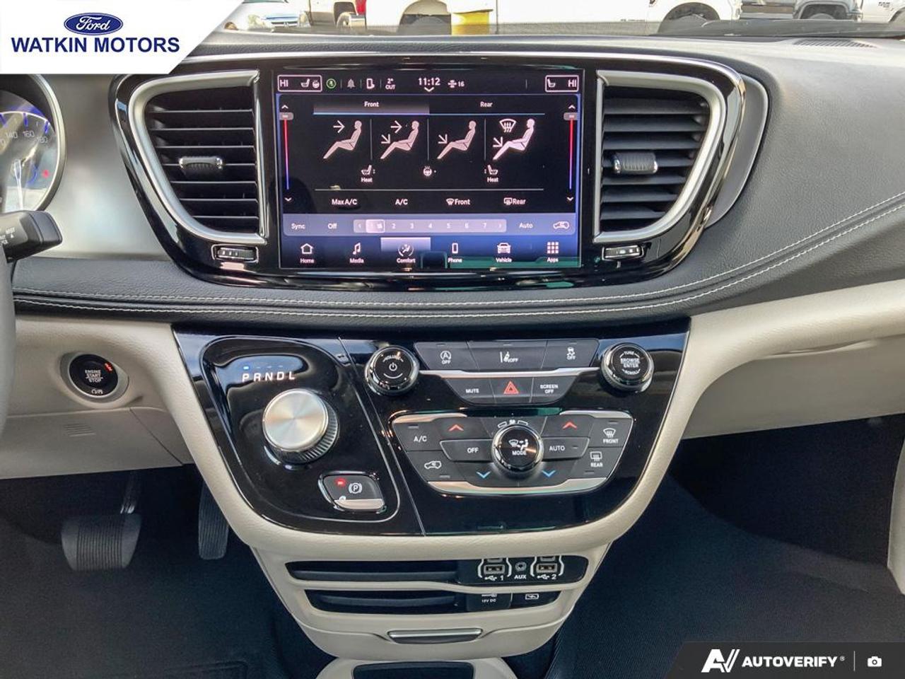 2022 Chrysler Pacifica Touring L Photo21