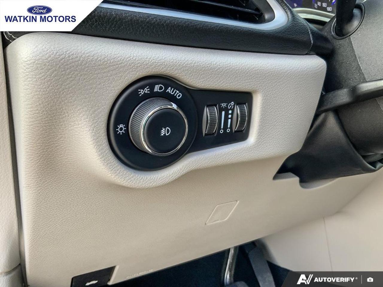 2022 Chrysler Pacifica Touring L Photo28