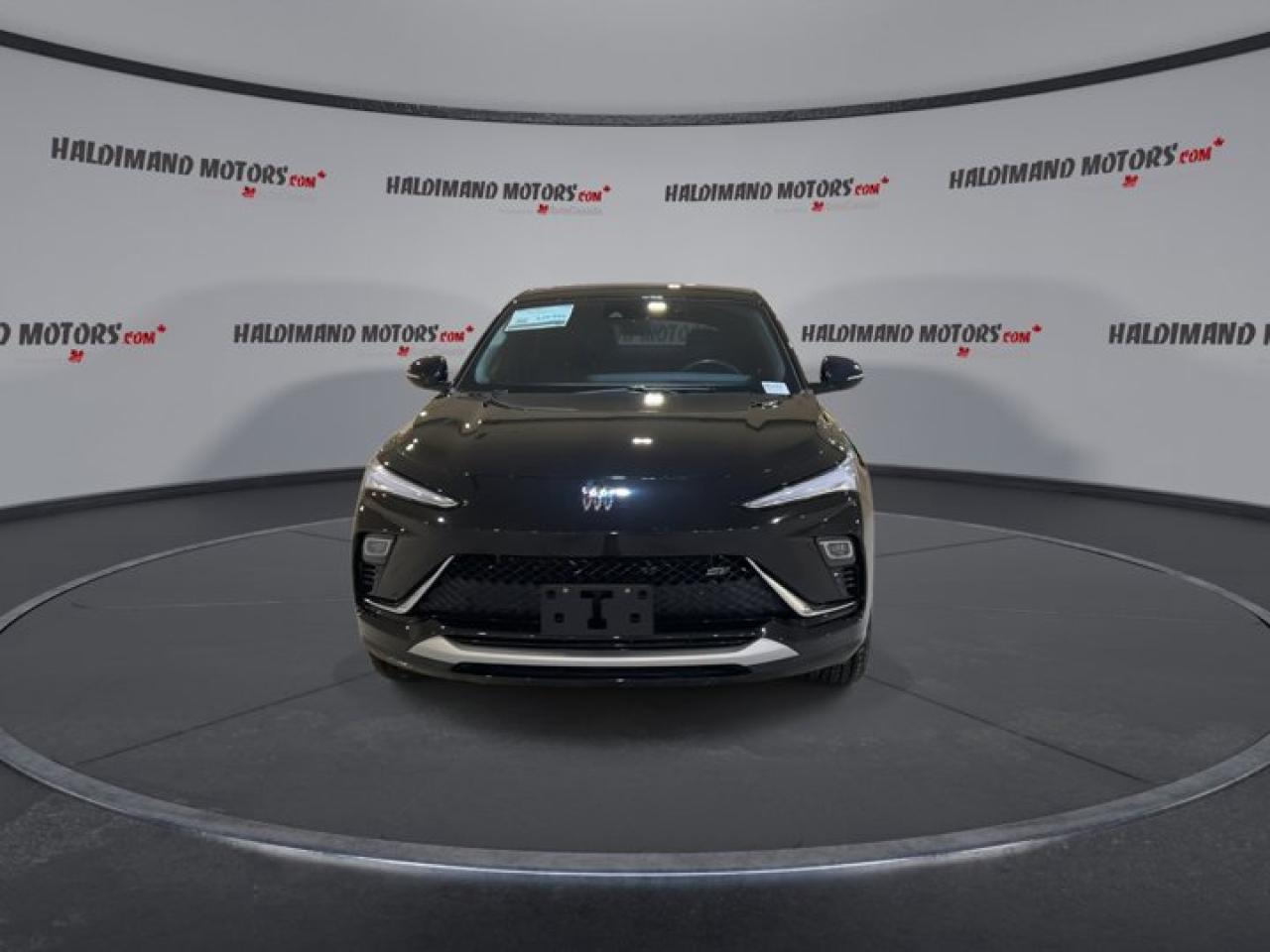 2024 Buick Envista Sport Touring Photo2