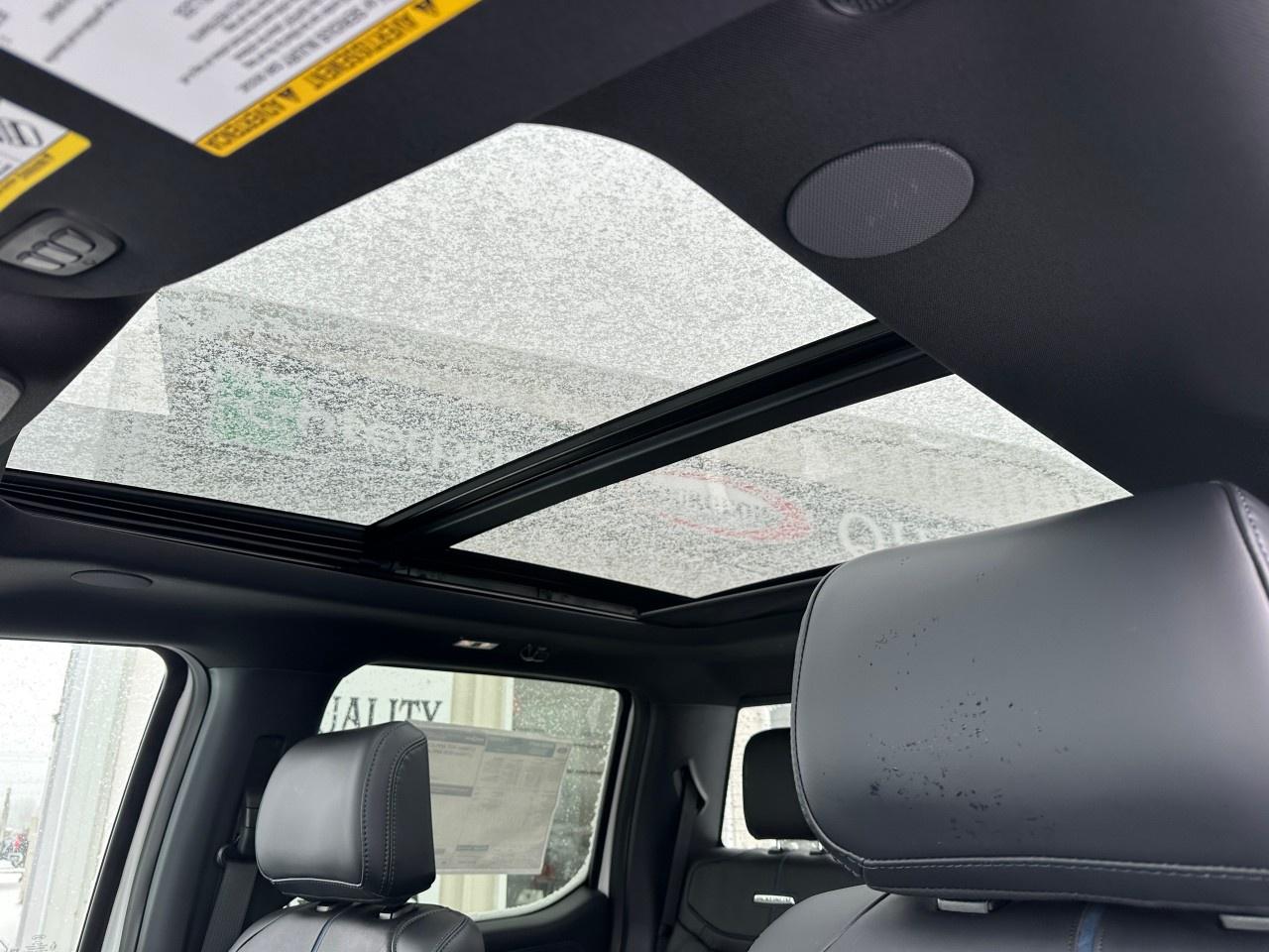 2026 Ford F-450 Super Duty DRW PLATINUM 4WD CREW CAB 8' BOX Photo