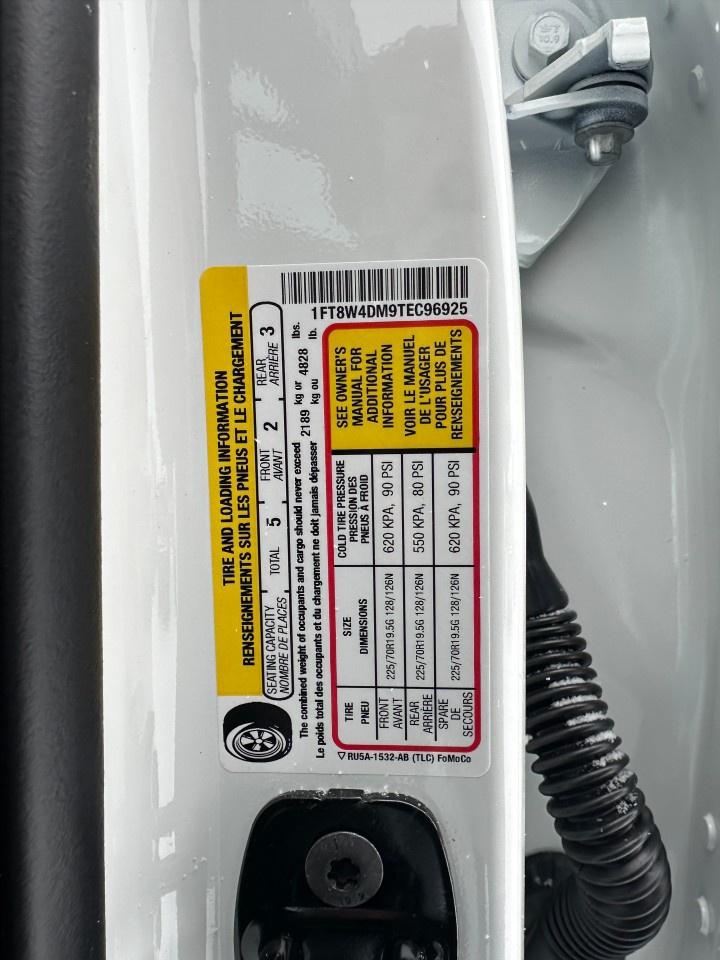 2026 Ford F-450 Super Duty DRW PLATINUM 4WD CREW CAB 8' BOX Photo