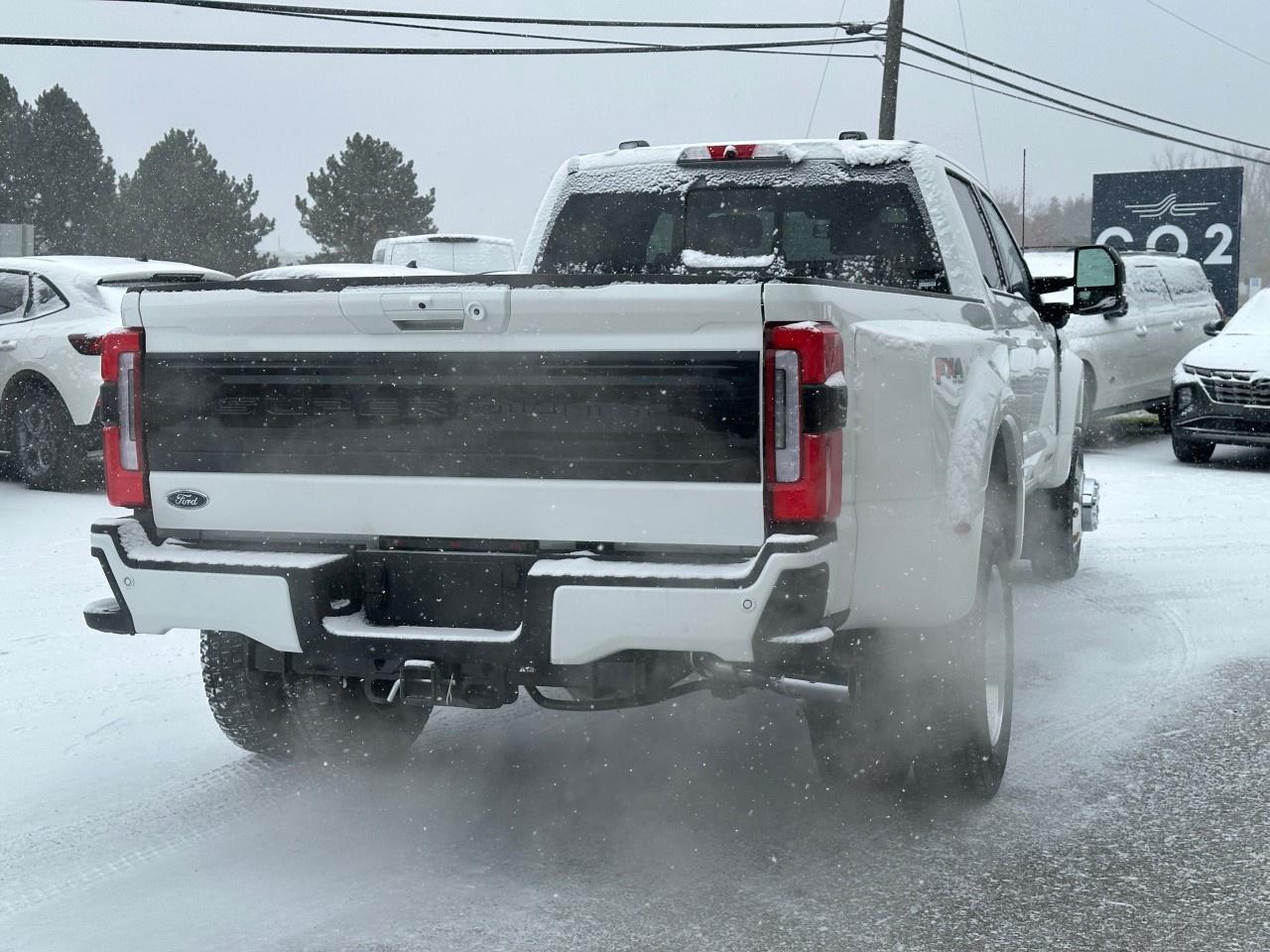 2026 Ford F-450 Super Duty DRW PLATINUM 4WD CREW CAB 8' BOX Photo
