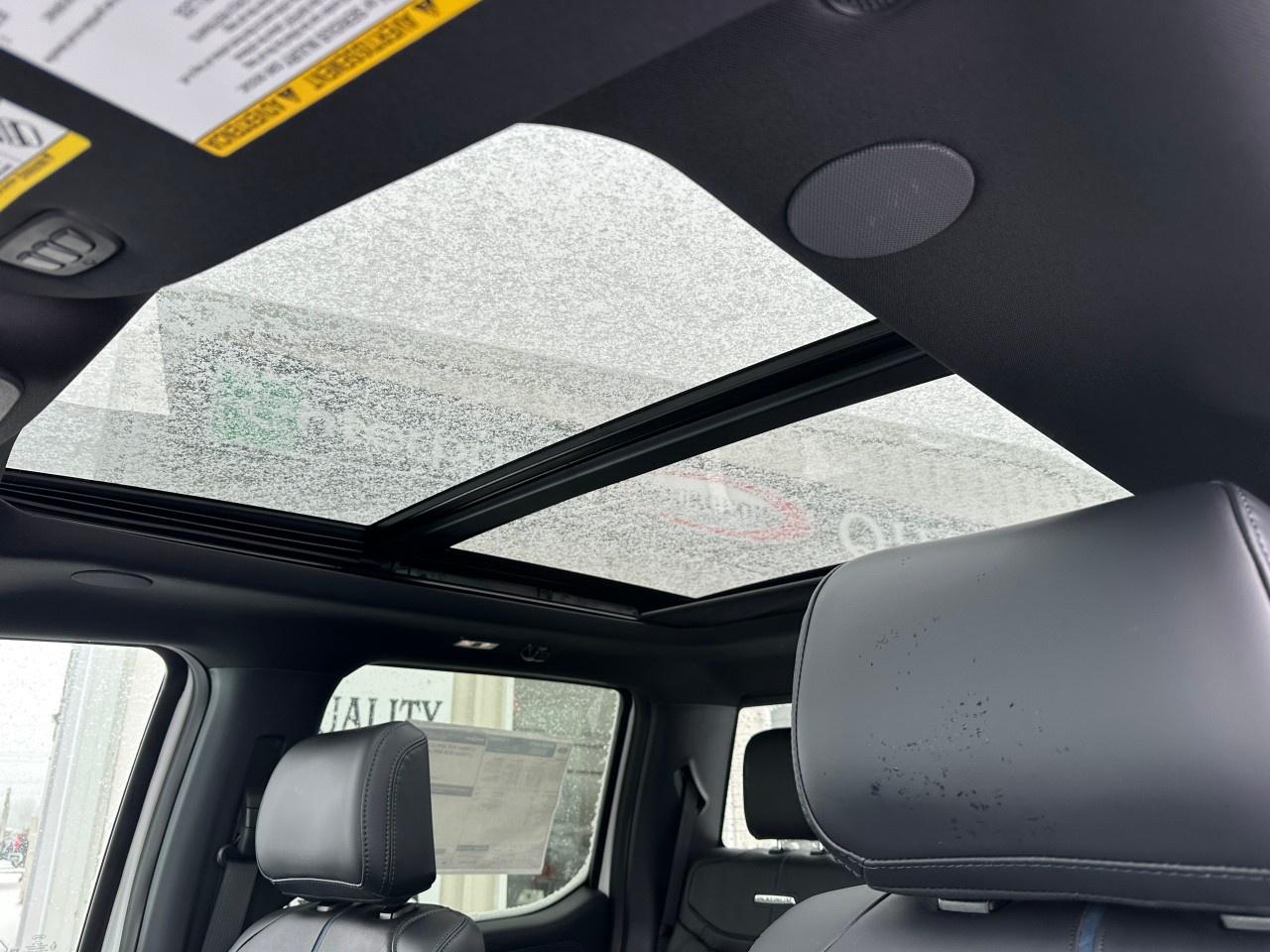 2026 Ford F-450 Super Duty DRW PLATINUM 4WD CREW CAB 8' BOX Photo