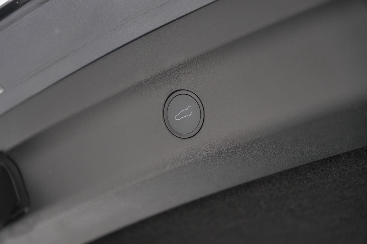 2020 Tesla Model Y Long Range AWD Photo