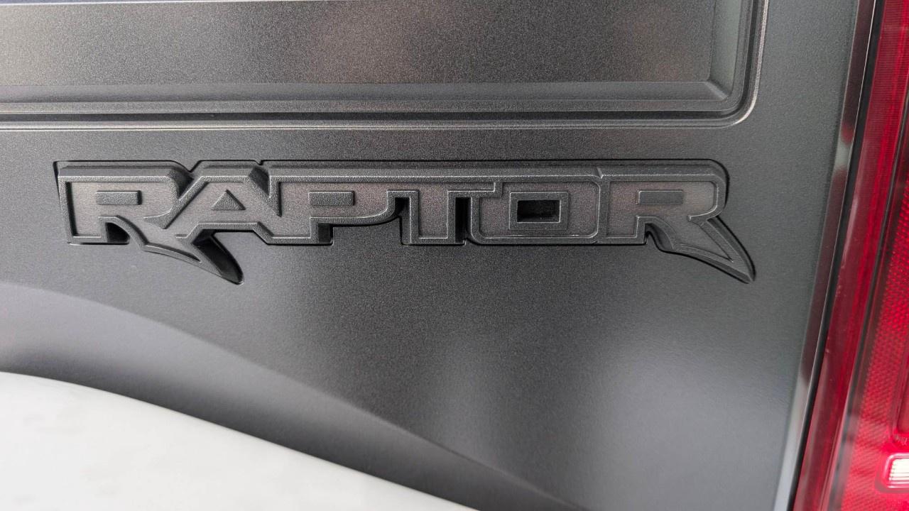 2017 Ford F-150 4WD SuperCrew Styleside 5-1/2 Ft Box Raptor Photo