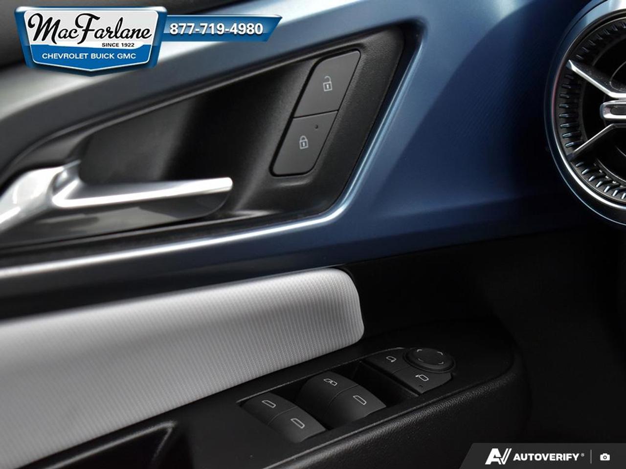 2024 Chevrolet Equinox EV LT Photo