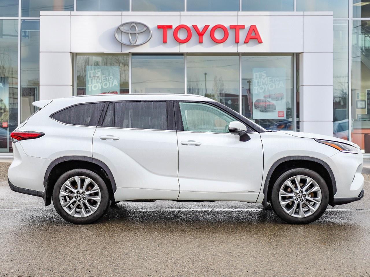 2025 Toyota Highlander Hybrid Limited Photo