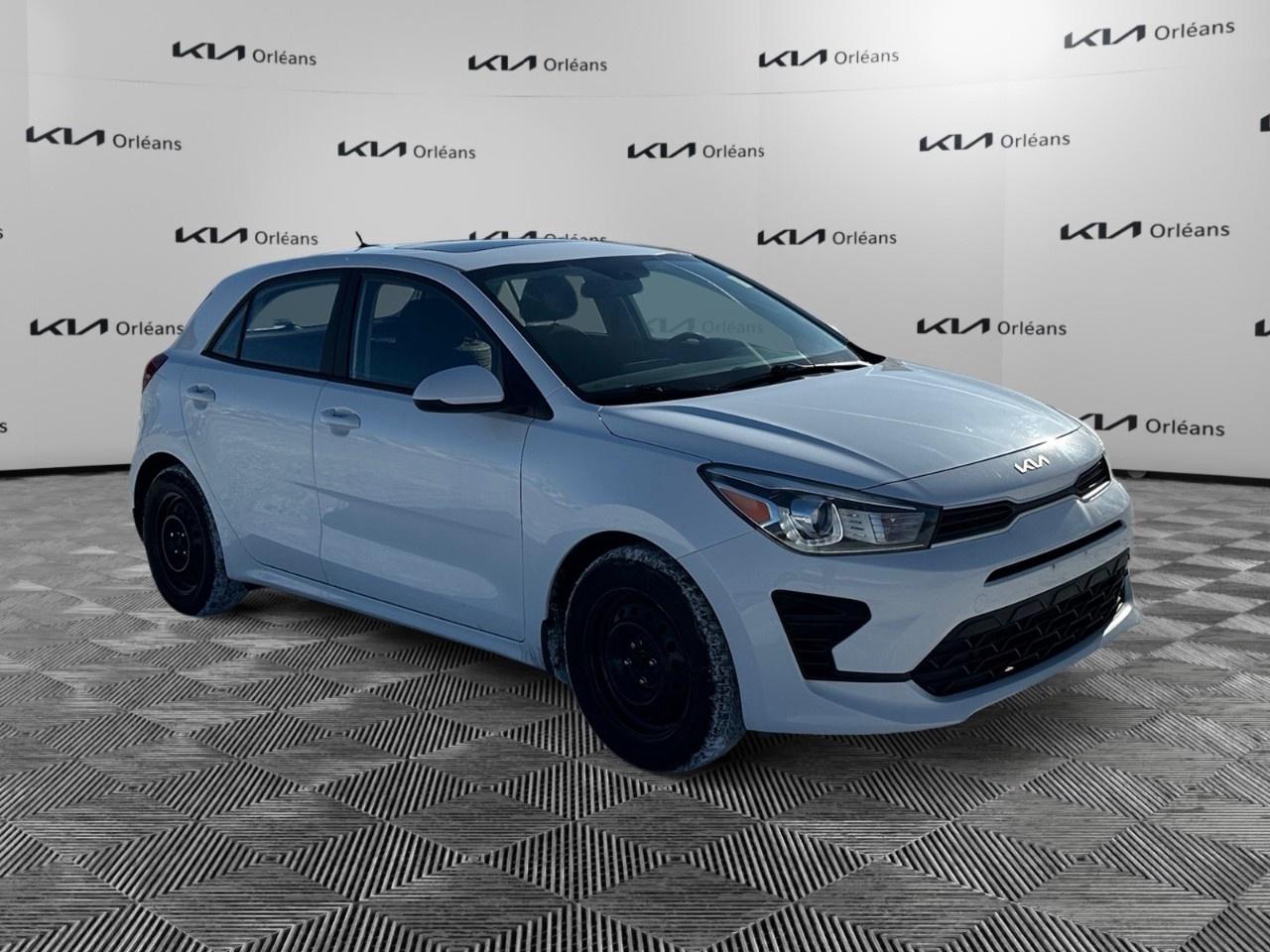 2022 Kia Rio 5-Door Photo2
